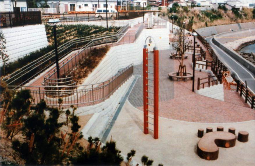 明石市発注　江井ヶ島海岸休憩所造成工事